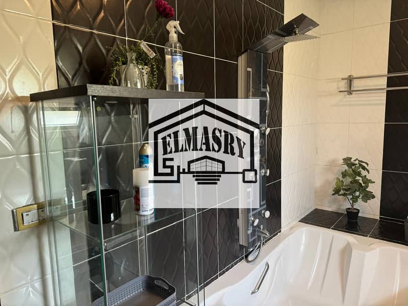 4 2f8cc485-6432-450f-9e1d-5ad78147f7ff. jpg