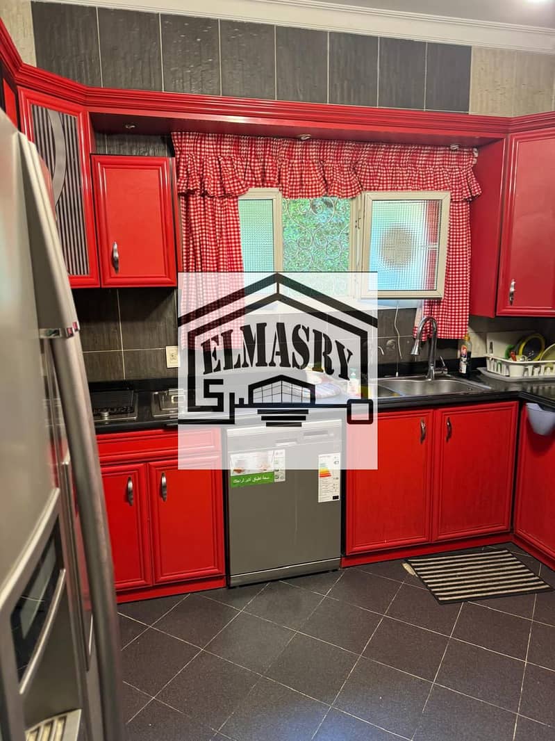 10 10d72fd4-d888-40ba-99ef-9b8e323789d8. jpg