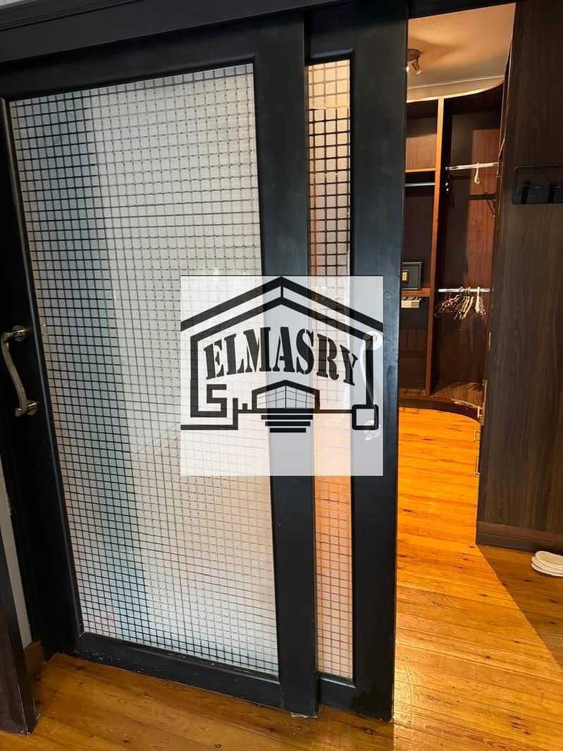 11 53ba8ad1-d87e-45c2-9281-7c1829a5e6c6. jpg