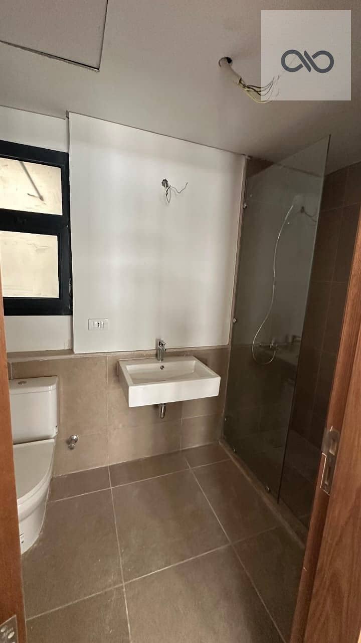 8 WhatsApp Image 2025-12-04 at 12.50. 37 PM (1). jpeg