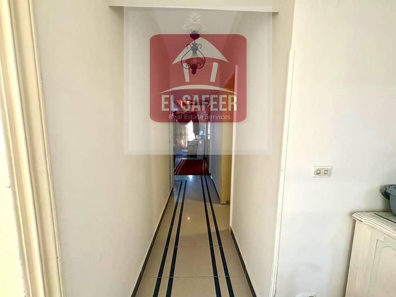 10 cb389d3d-5b9e-47f9-8055-c8b6f07f88ae. jpg