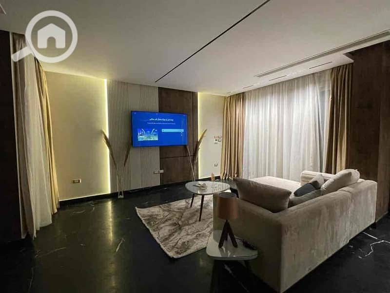 2 38a0afd5-1418-42ee-a2ba-7ae3eecb303f. jpg