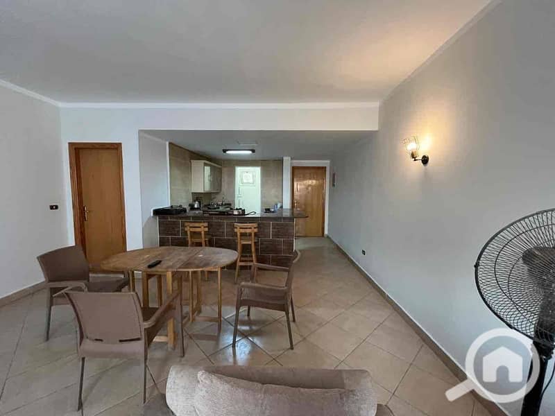 5 dd3c53fc-40ce-4de0-a19b-109dea315465. jpg