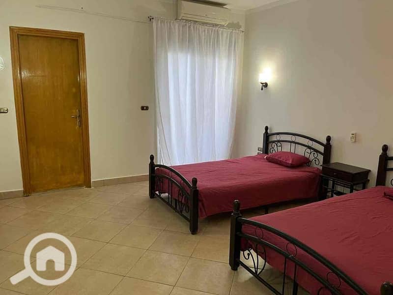 14 87732ad3-74b5-438d-8cc5-02f6803cfa32. jpg