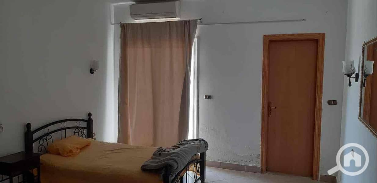 15 e714ff4a-a948-45e0-ab09-3ef371325413. jpg