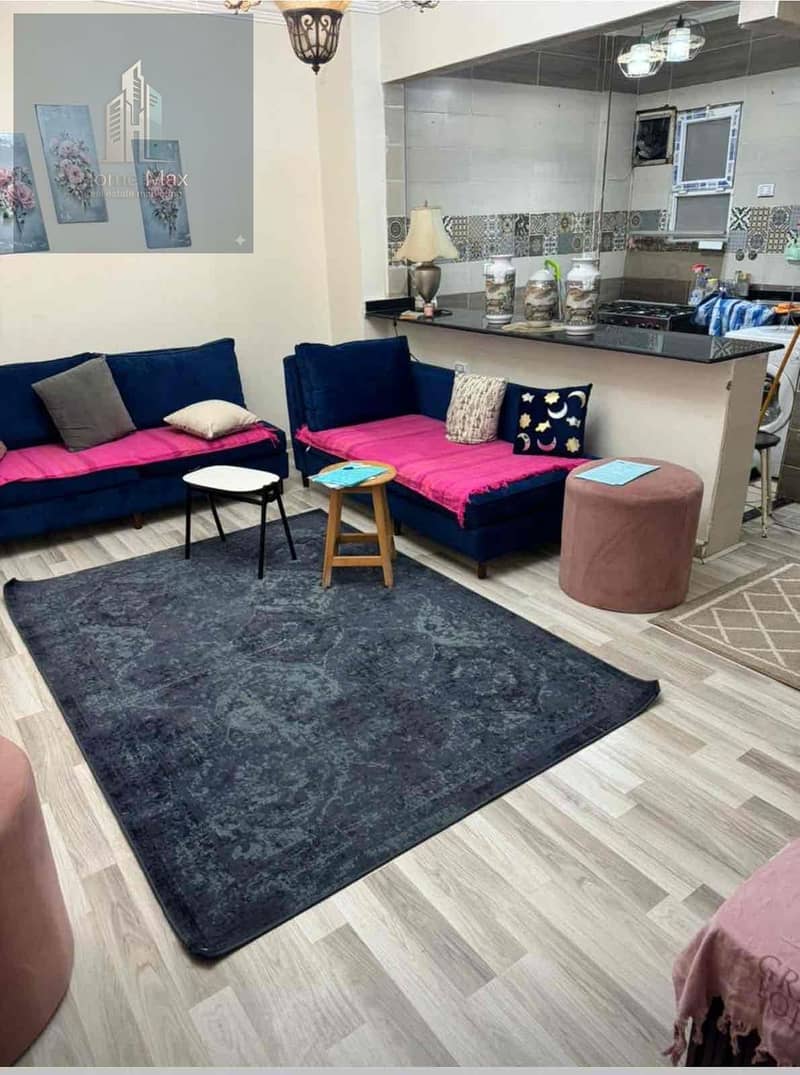 10 6afd7d60-2c4b-485a-80e6-16d767bde151. jpg