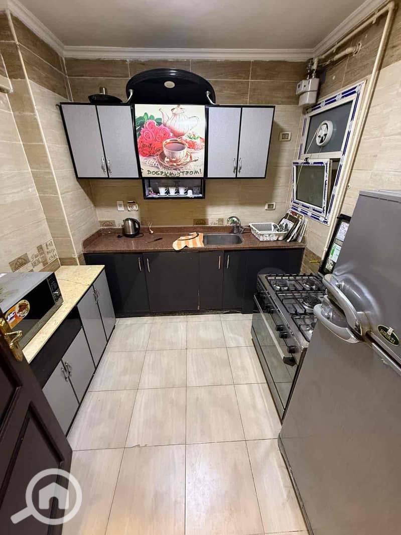 13 d6944958-bc94-4e09-ab9c-28aee1542efa. jpg