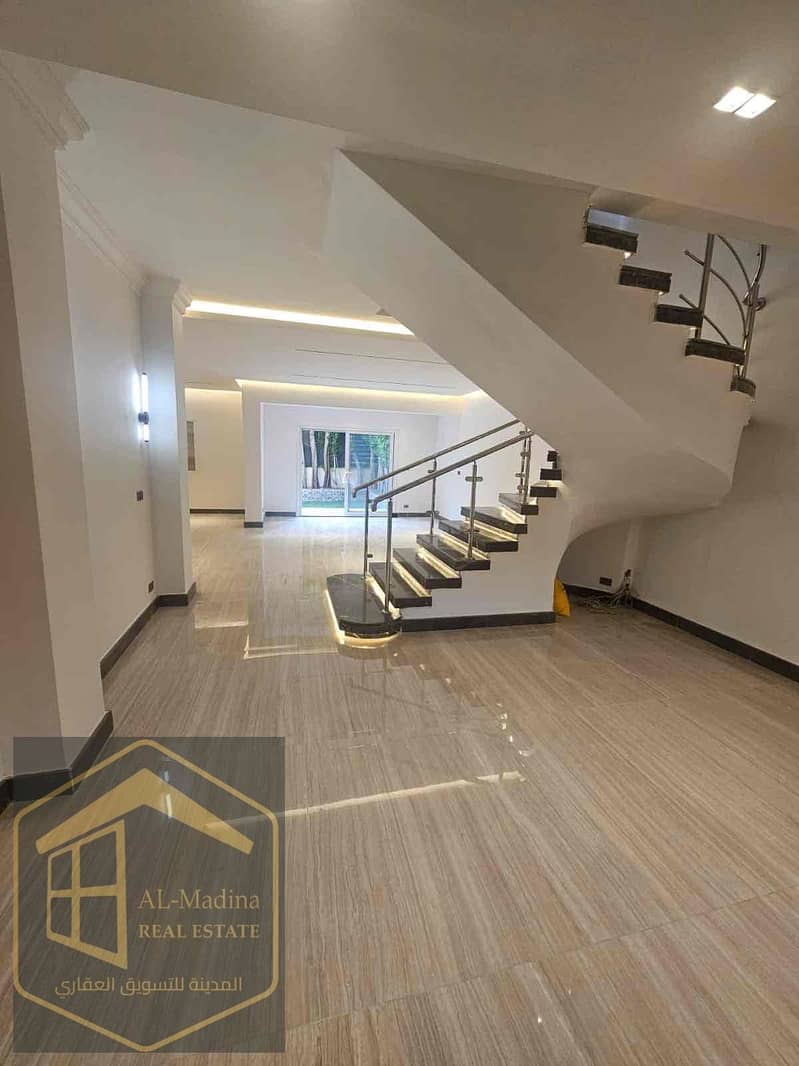 4 6ad7150d-3a4b-4e8e-b950-cba2174a588e. jpg