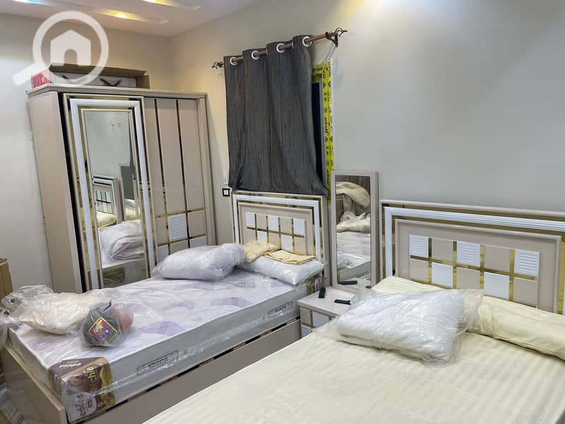 8 e302a42c-7307-4a10-8069-2d0cf4b0a9f5. jpeg