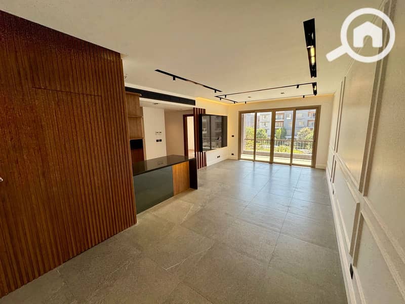 7 5e0cf692-5245-4d5f-a6ab-302fe5038fdc. jpeg