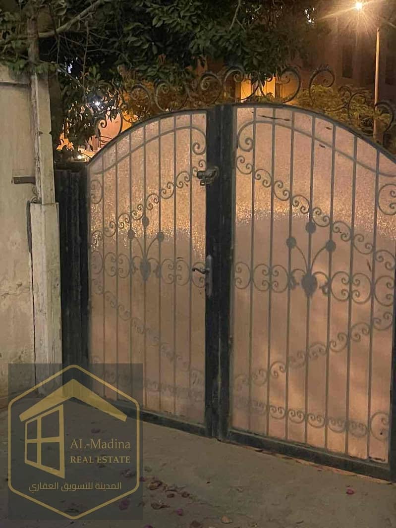 3 e2a55fd7-1db1-4c76-9c35-3b0e9a7ed8eb. jpg