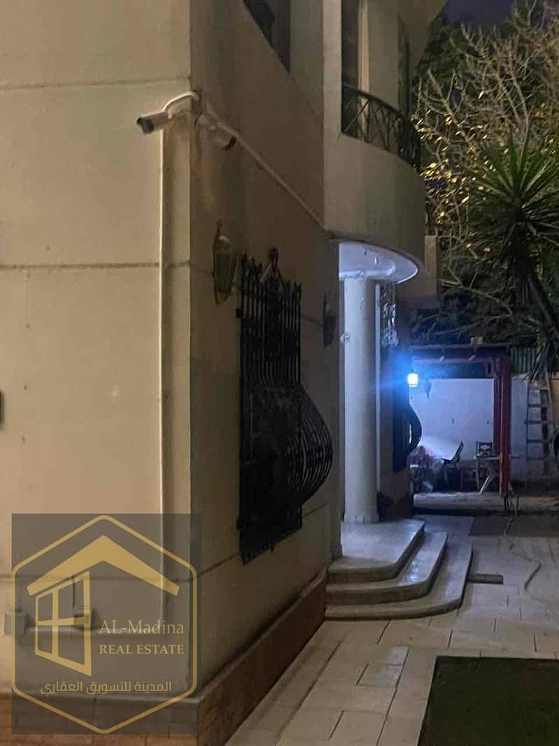 7 addeaa0f-7bc8-41b8-a048-cd42dcc88195. jpg