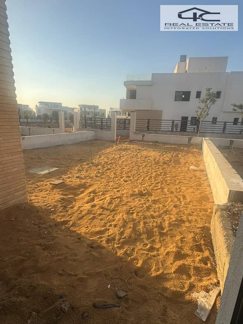 11 WhatsApp Image 2025-12-06 at 14.50. 34 (2). jpeg