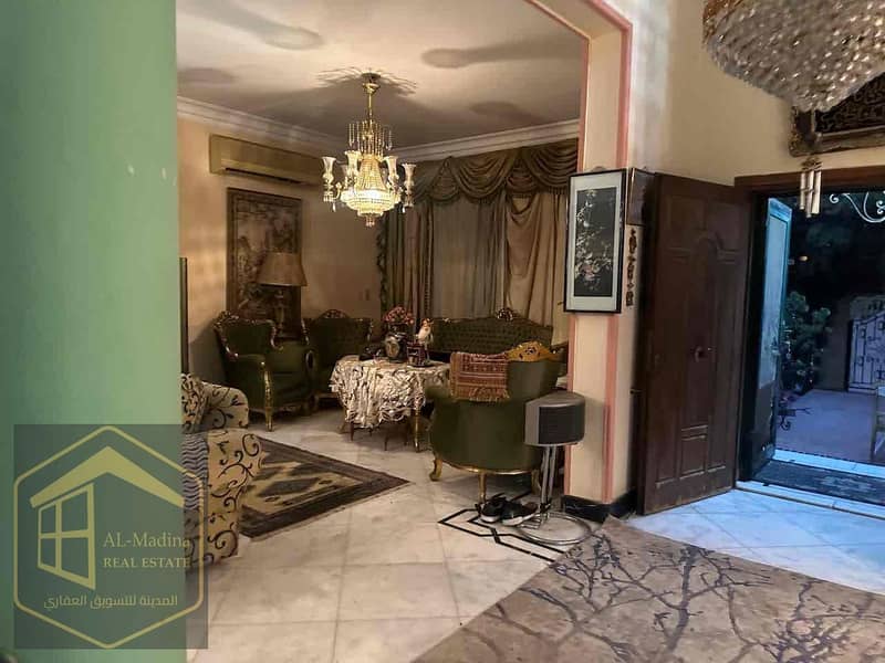 2 1e71fc7c-09c0-4278-848c-4c50184ba97e. jpg