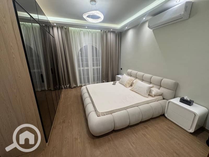 9 8c1ae139-95c1-4d52-8c36-1dc3182a345a. jpeg