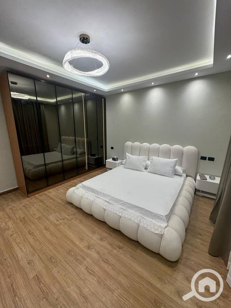 10 fd0d1fd5-4442-47f9-928a-53dbff4cbd45. jpeg