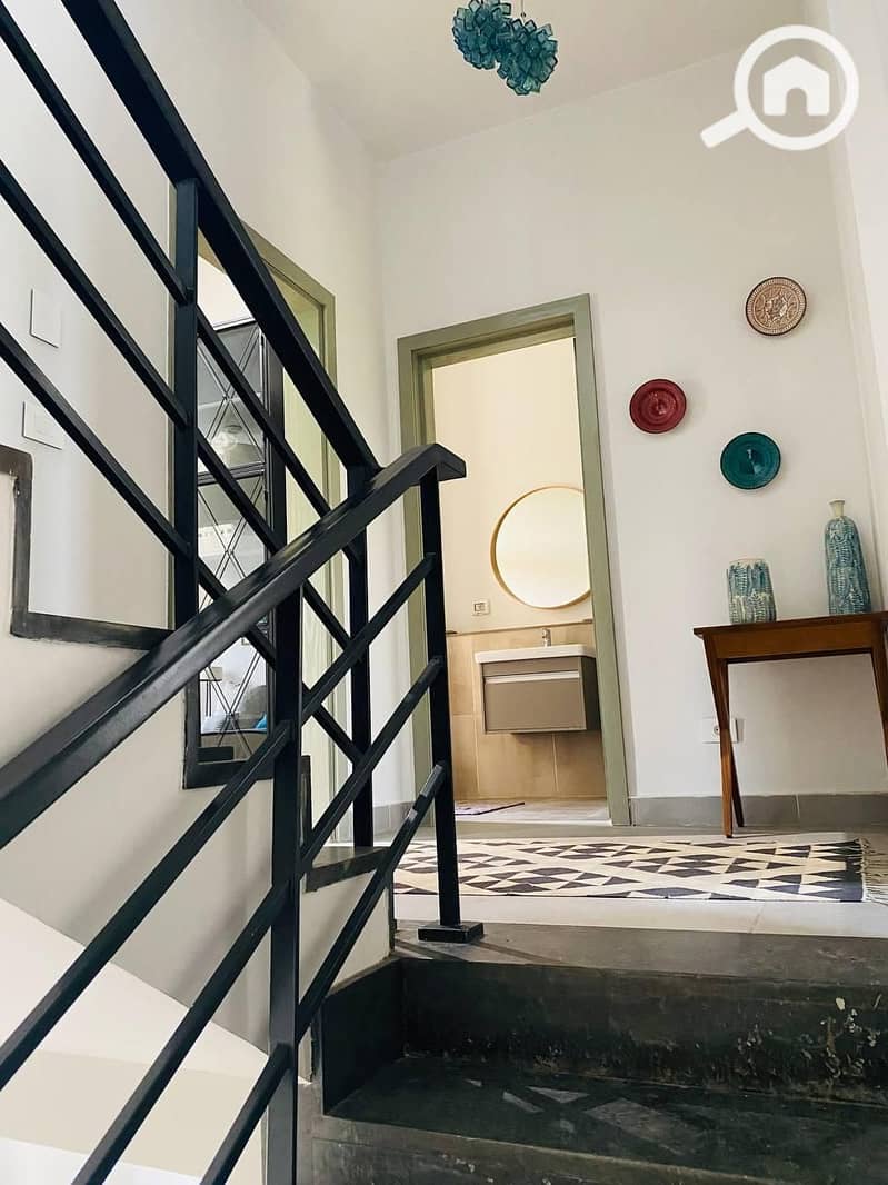 5 beb091a9-dc74-41ea-a021-10d45cbb896b. jpeg