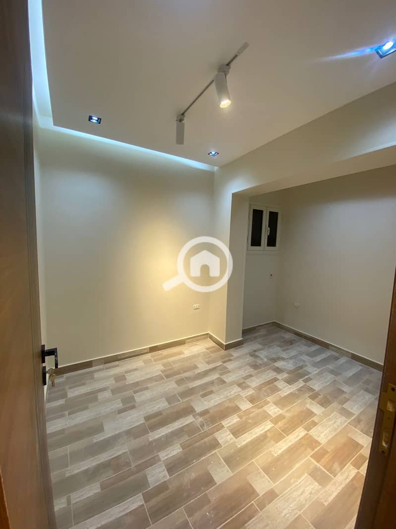 16 WhatsApp Image 2025-12-05 at 9.30. 16 PM (2). jpeg