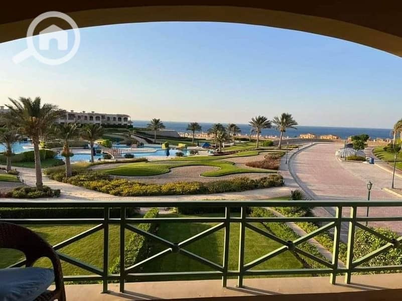 5 81bbab82-6ad4-4d9a-a26c-cb6e428fa858. jpeg