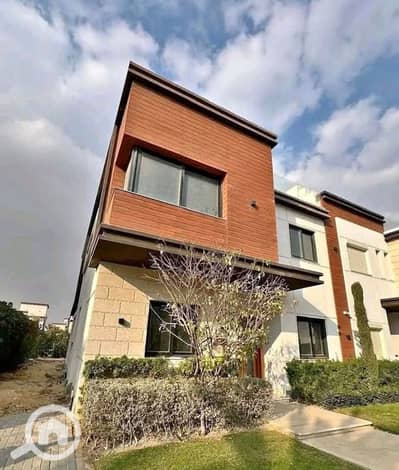 4 Bedroom Villa for Sale in New Cairo, Cairo - IMG_2160. jpeg 4 Bedroom Villa for Sale in New Cairo, Cairo - IMG_2160. jpeg