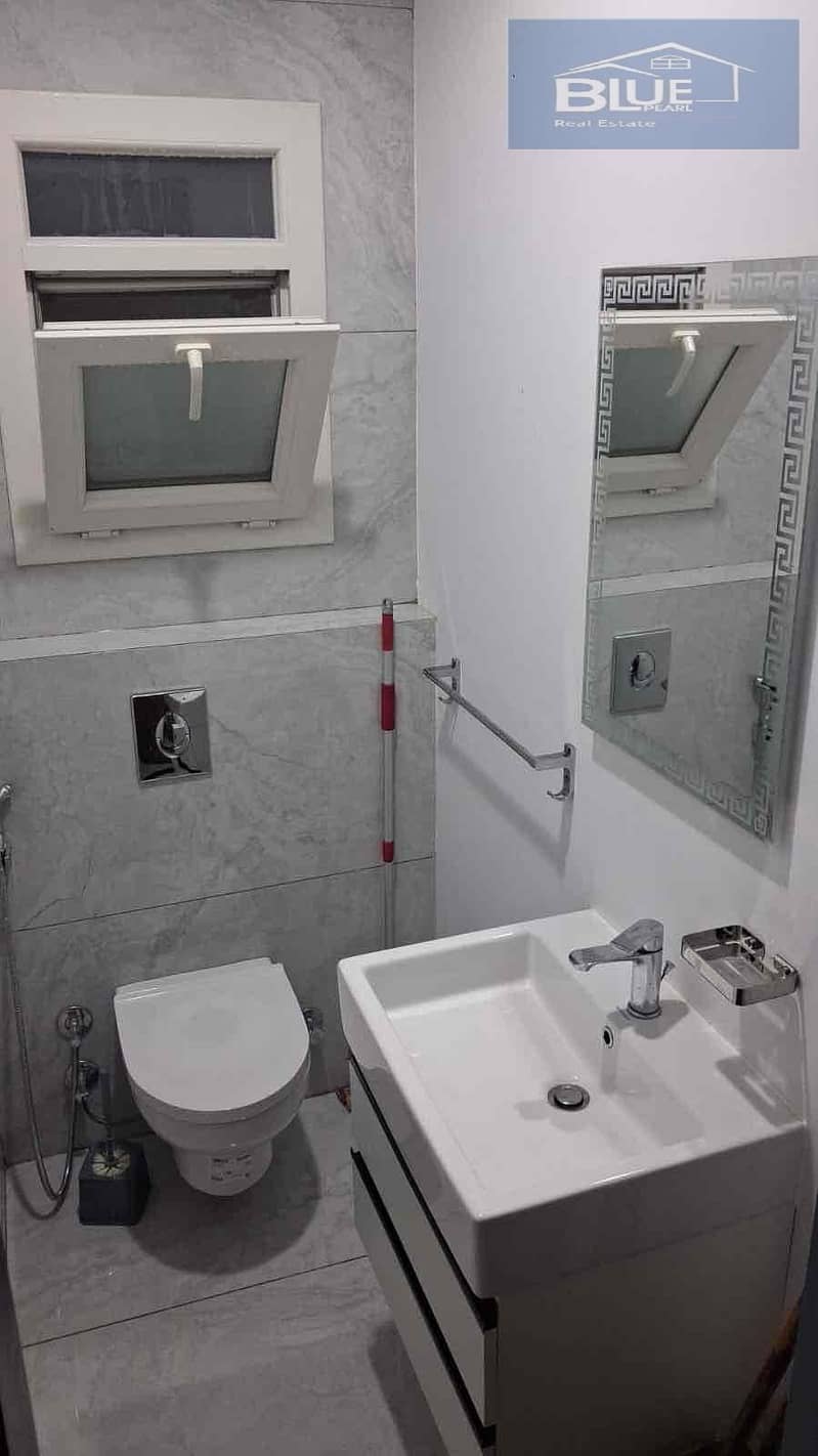 3 d04baa68-5ebb-4851-8ac3-2c70681ca4a5. jpg