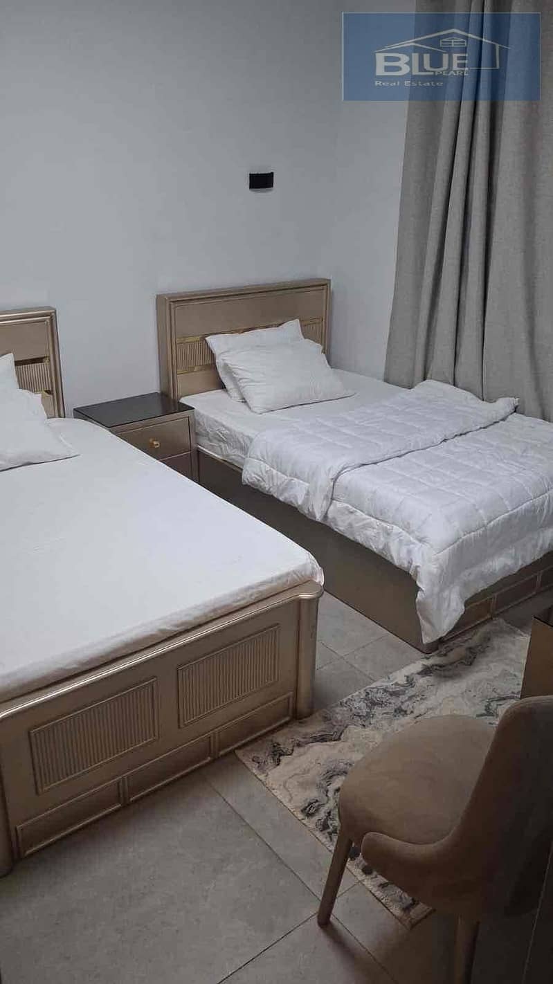 4 44a60e37-8c4c-4d5e-b350-946c451c6bf4. jpg