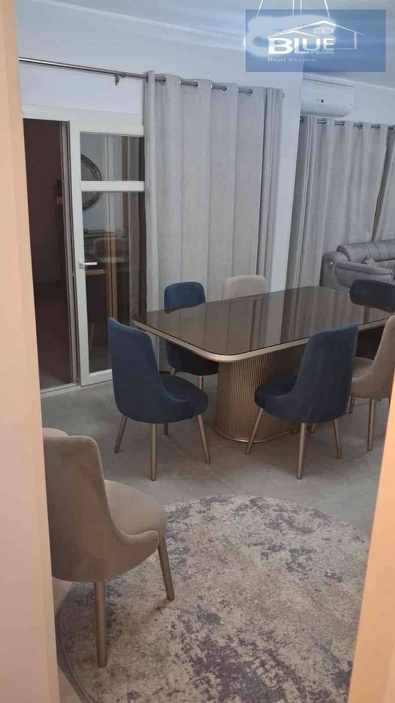 5 efcc26ac-c68e-409e-a8ee-4f2d75d0c23f. jpg