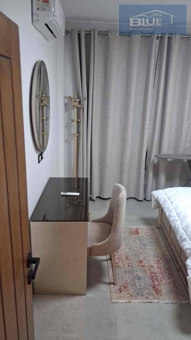 11 eeb921c1-176c-45f6-874c-5ad0b3aff66e. jpg