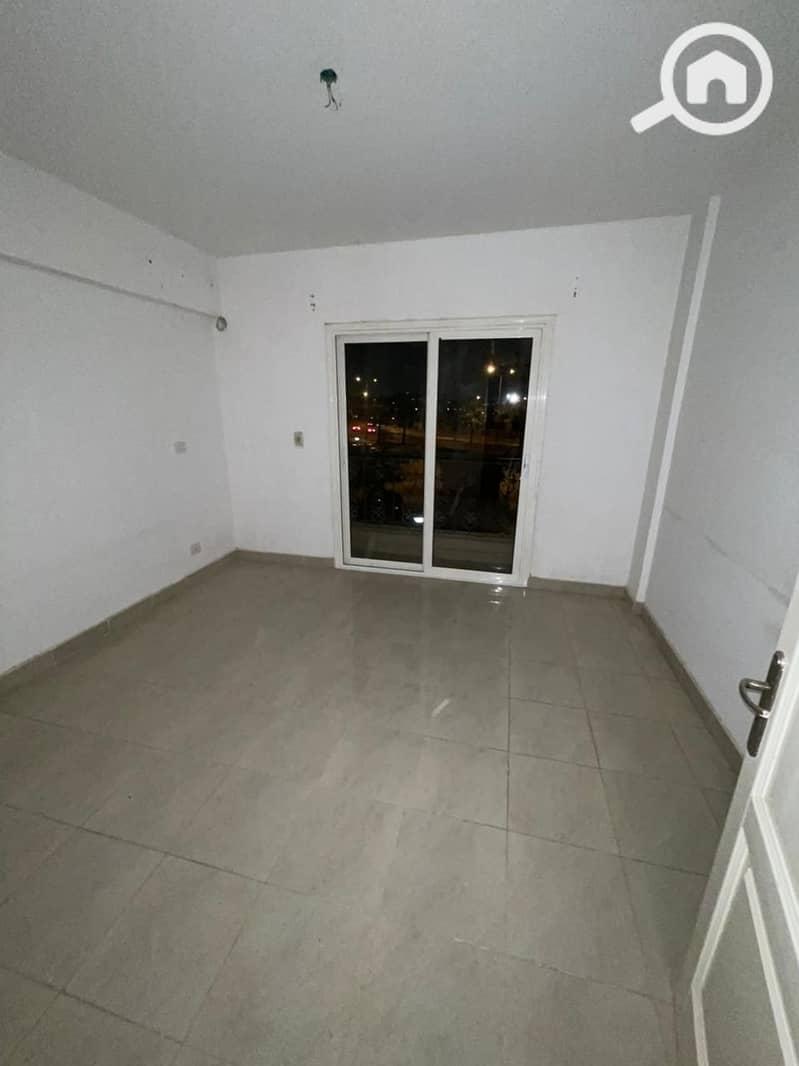 3 c00c46c8-8b02-4080-ba43-ecb2b1443c6b. jpeg