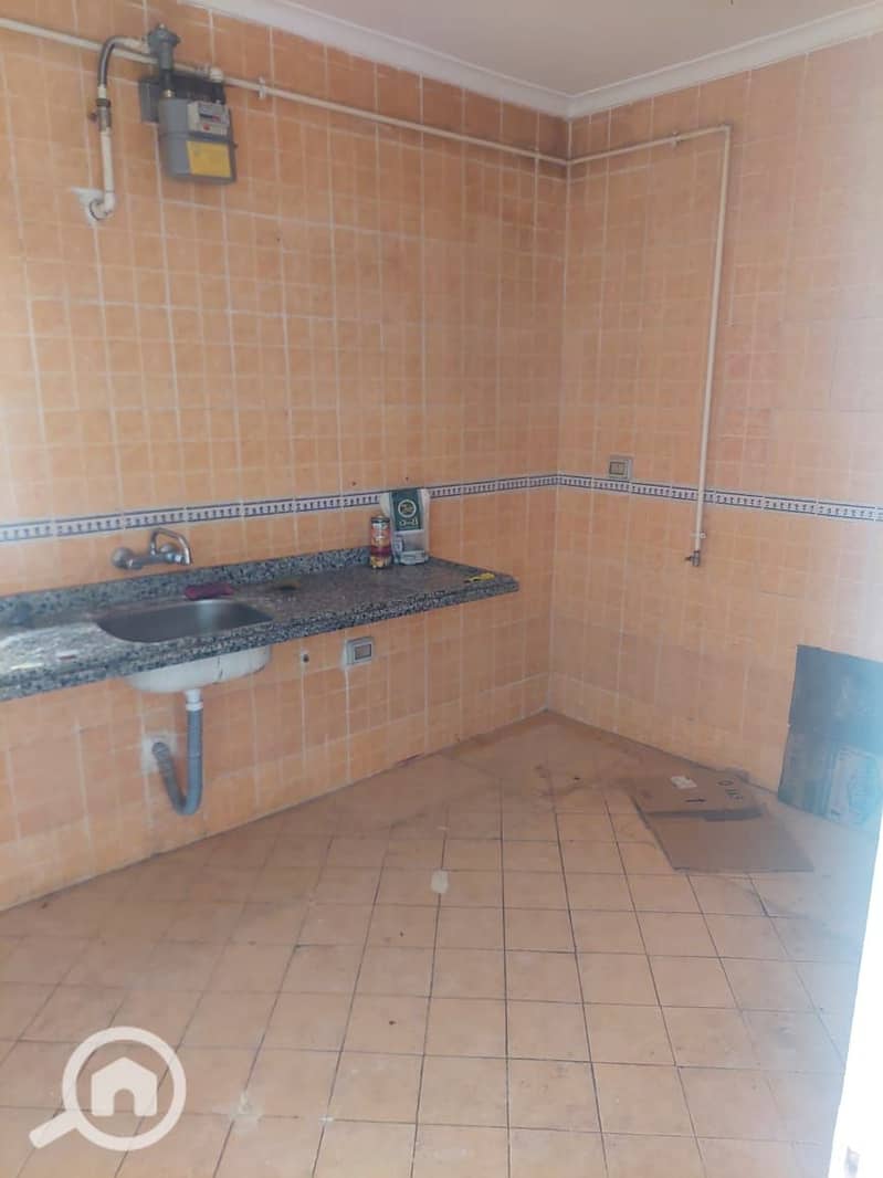 5 9c6e5929-8bfd-46a9-a639-e5327a0b5bce. jpeg