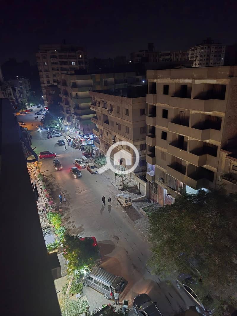 4 592701462_25624525673832449_8198843651193576093_n. jpg