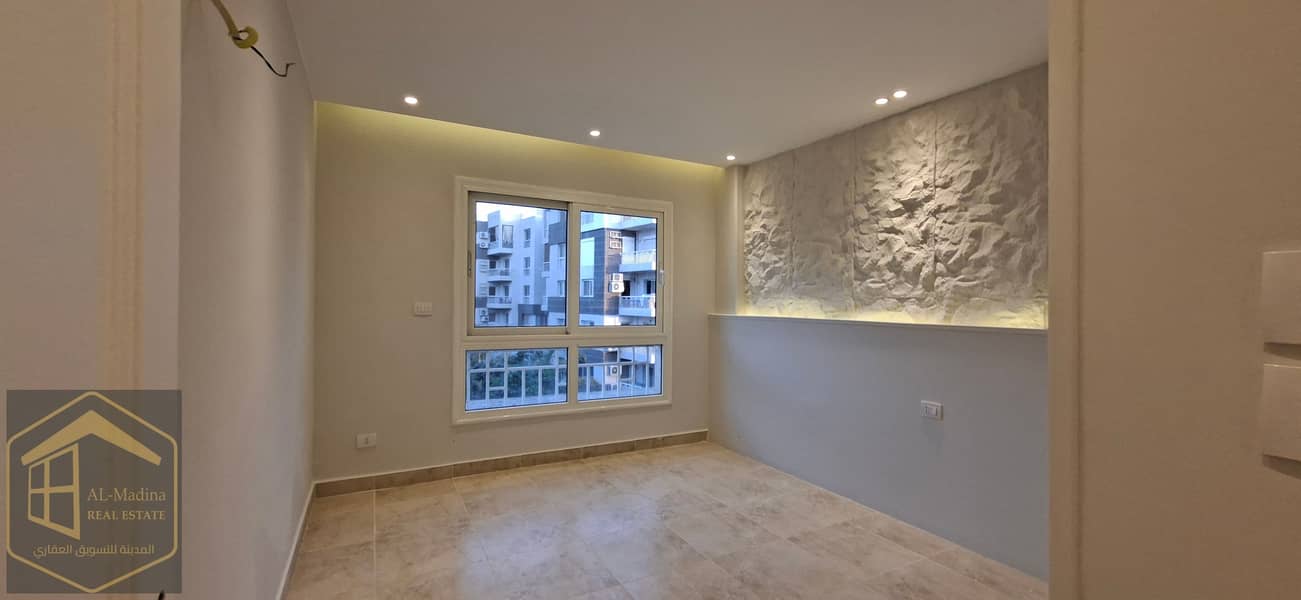 14 ٢٠٢٥١٠٢١_١٨٠٠٢٦. jpg