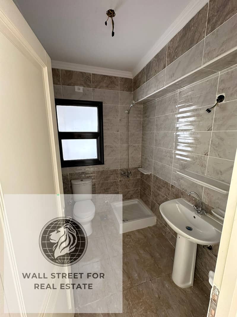 8 WhatsApp Image 2025-12-06 at 18.49. 13_f28ae2e5. jpg