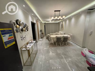 فلیٹ 2 غرفة نوم للايجار في القاهرة الجديدة، القاهرة - IMG-20251206-WA0315. jpg فلیٹ 2 غرفة نوم للايجار في القاهرة الجديدة، القاهرة - IMG-20251206-WA0315. jpg