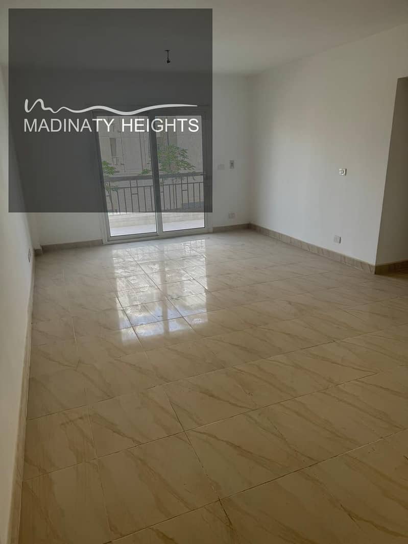 4 WhatsApp Image 2025-12-05 at 18.26. 44_aa38712d. jpg