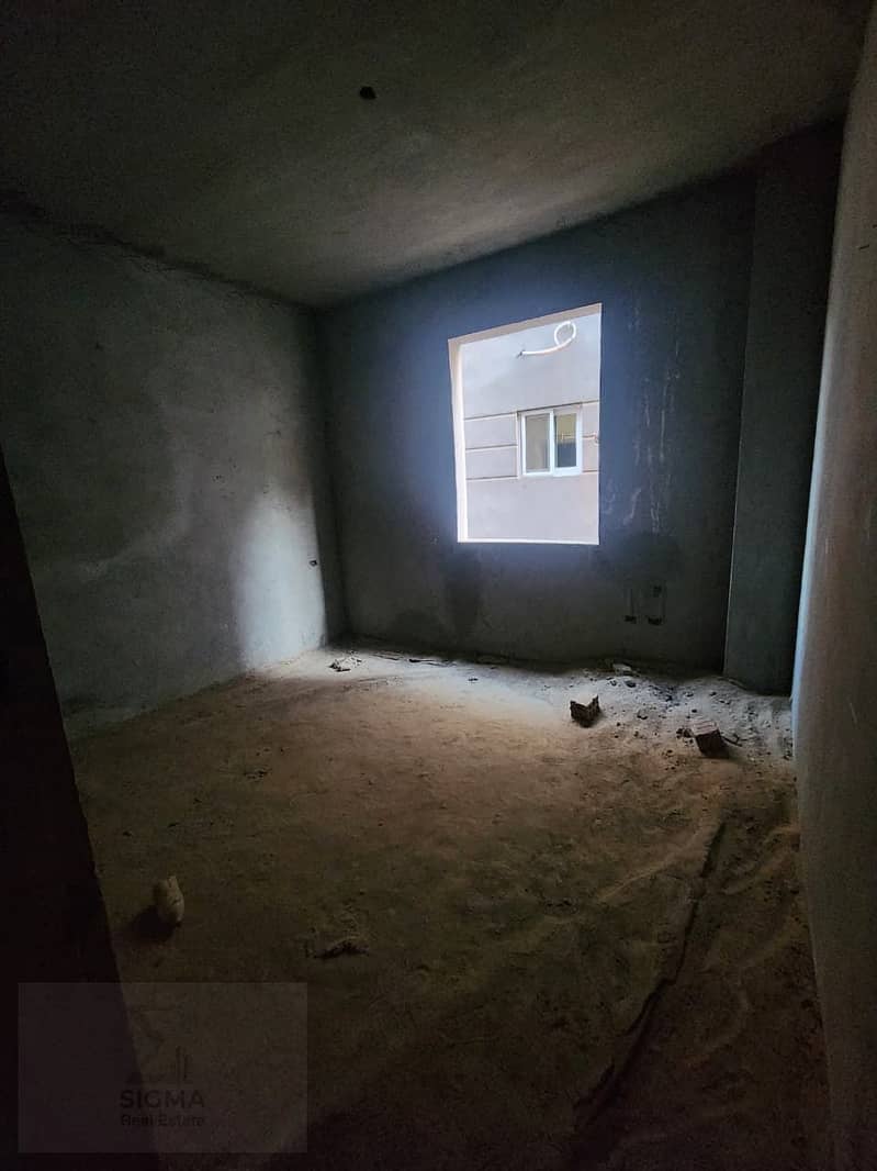 9 WhatsApp Image 2025-12-06 at 9.09. 19 PM (1). jpeg