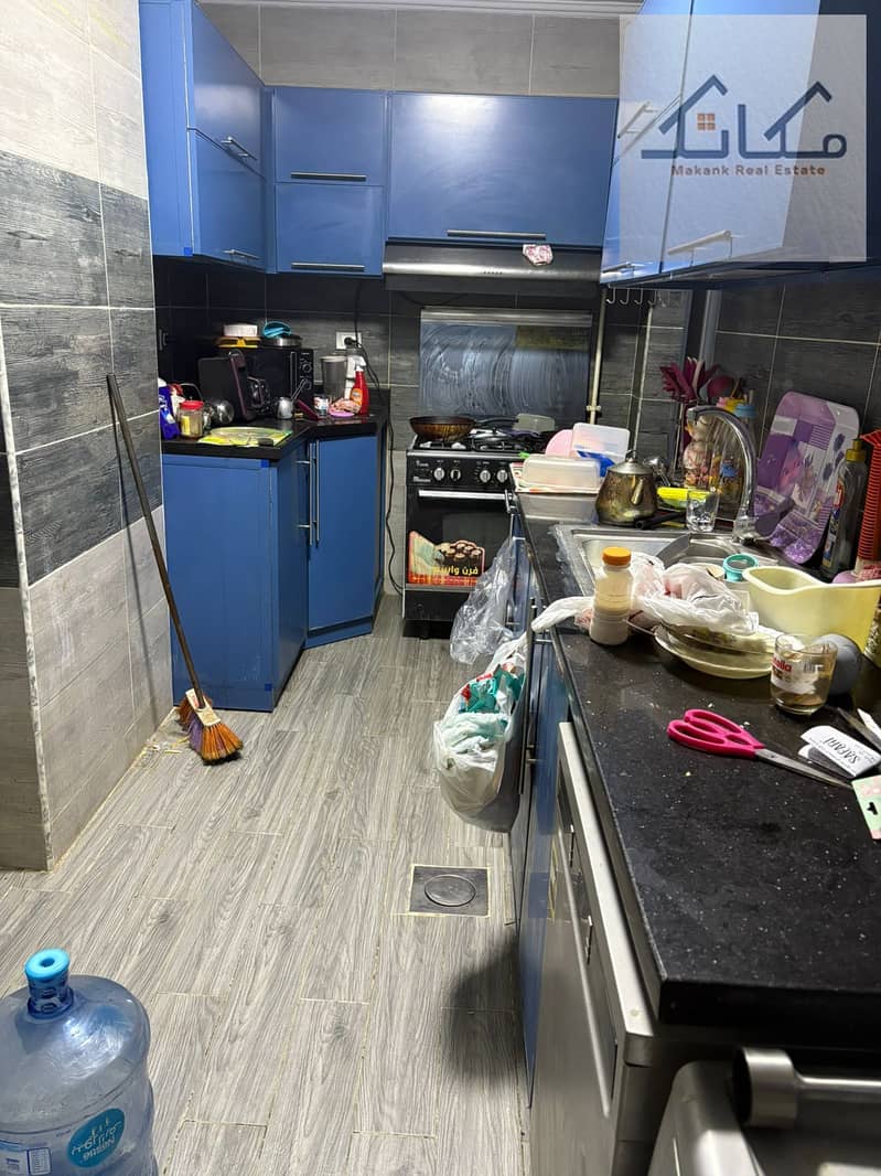 3 9f16a0a0-9f89-40af-85e3-e41f8c8d3bc7. jpg