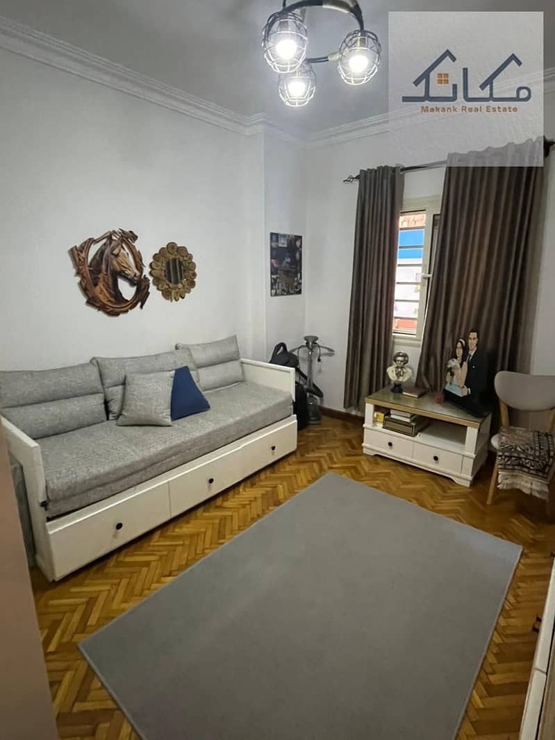 3 f4dd6303-7314-4c78-b326-98b3d84f8d44. jpg