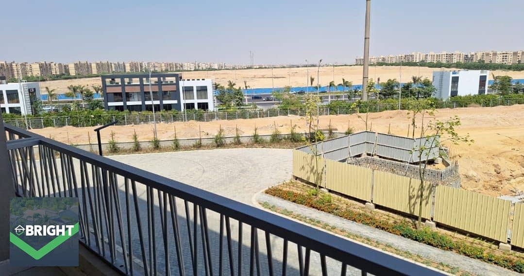 4 WhatsApp Image 2025-12-06 at 02.27. 34_c72a9a19. jpg