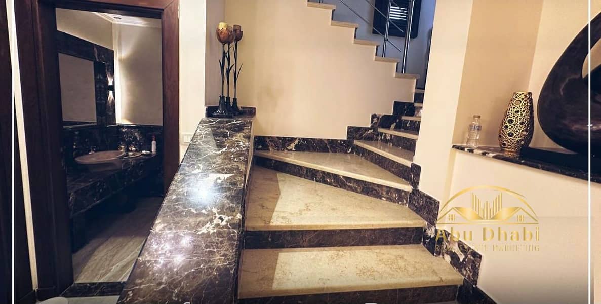 6 590261281_837255272384704_1311900695453040751_n. jpg