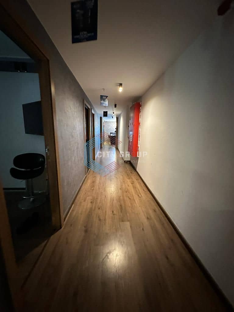 6 5f75eac2-edc7-4d17-a5cb-41c26ada8ffc. jpg