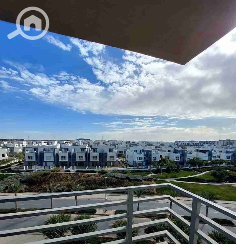 1000155766. jpg 1000155766. jpg