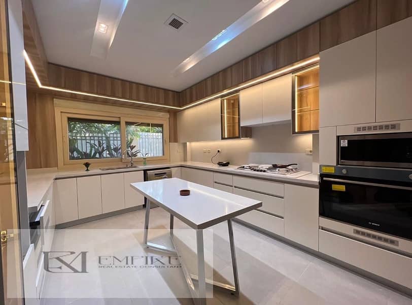 7 WhatsApp Image 2025-12-03 at 5.21. 11 PM. jpeg