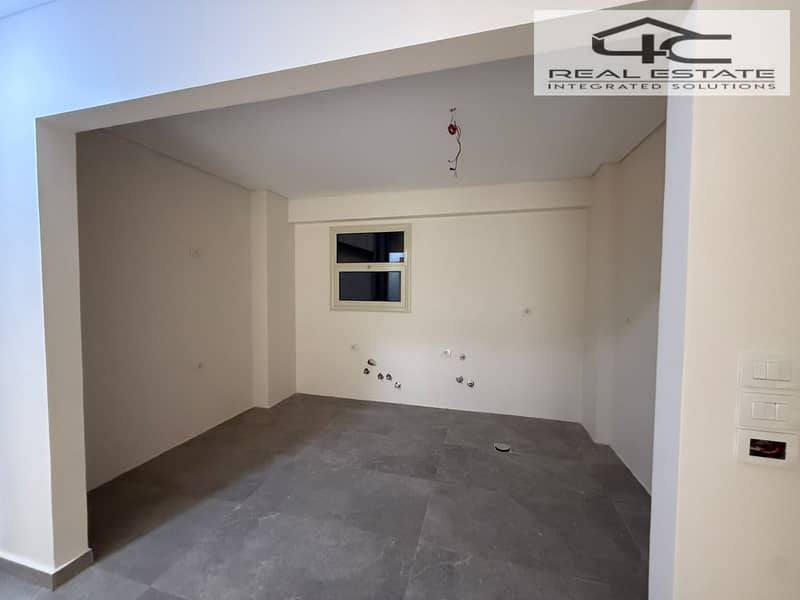 5 WhatsApp Image 2025-11-27 at 11.55. 03 AM (1). jpeg