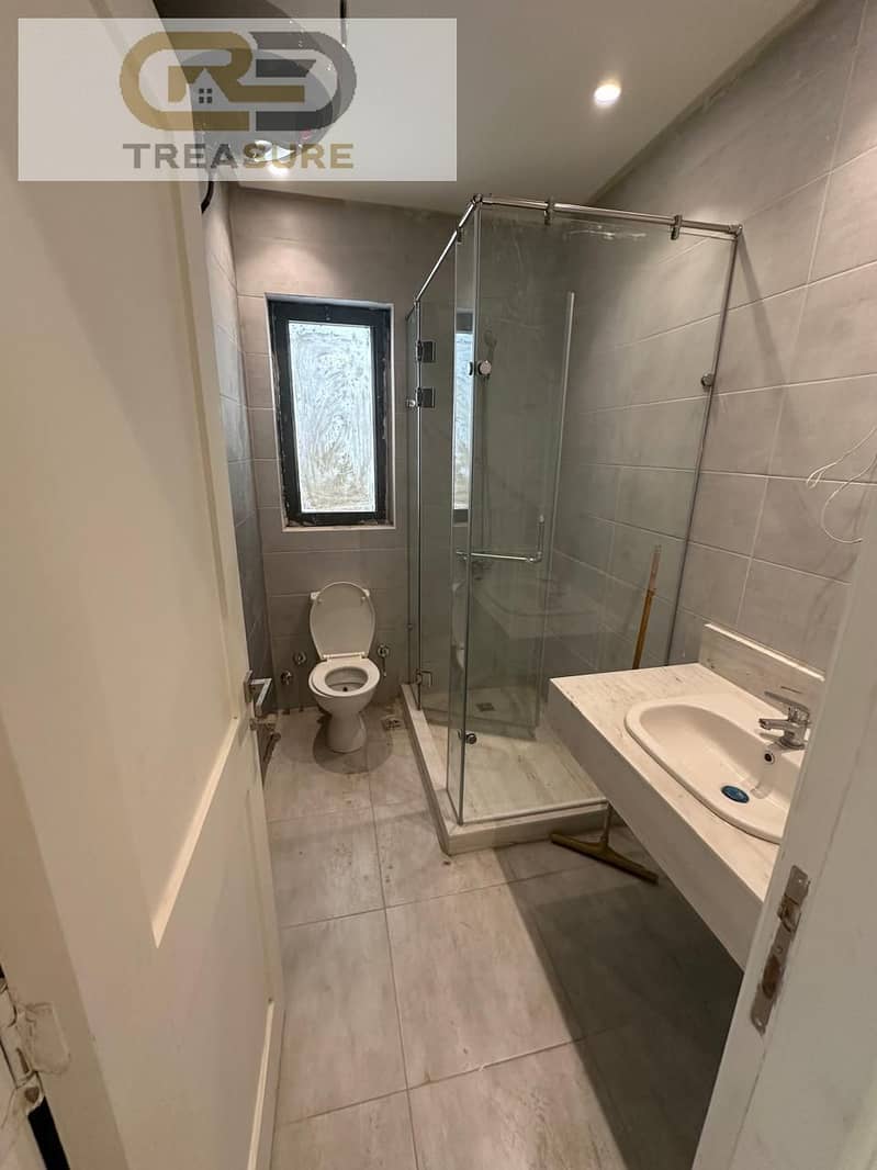 10 WhatsApp Image 2025-12-06 at 3.23. 42 PM. jpeg