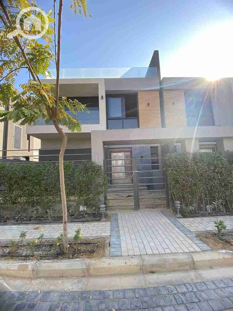 9 IMG_20251008_221023_092. jpg