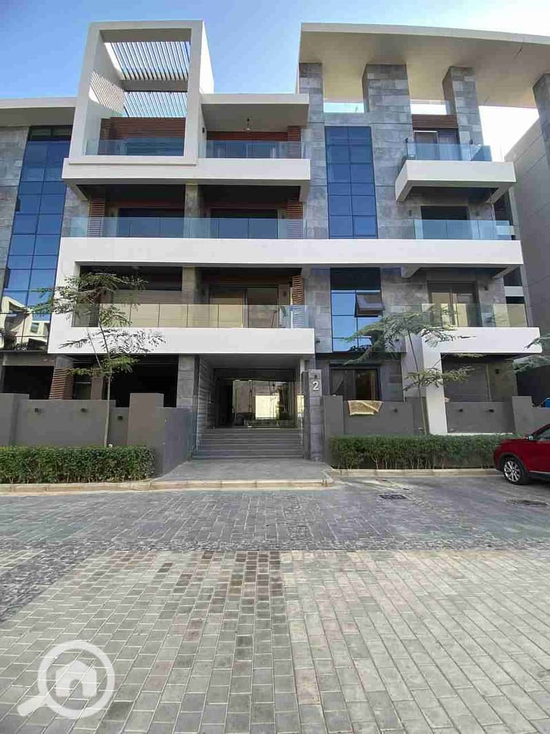 10 IMG_20251008_220714_924. jpg