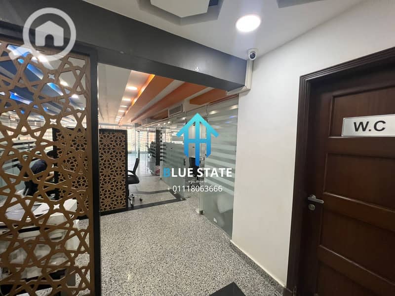 3 01118063666 (92). png