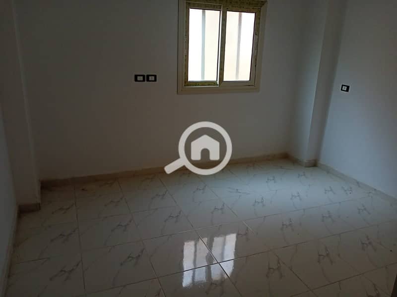 8 3576678b-0b89-487d-bee2-12c390403bbe. jpg