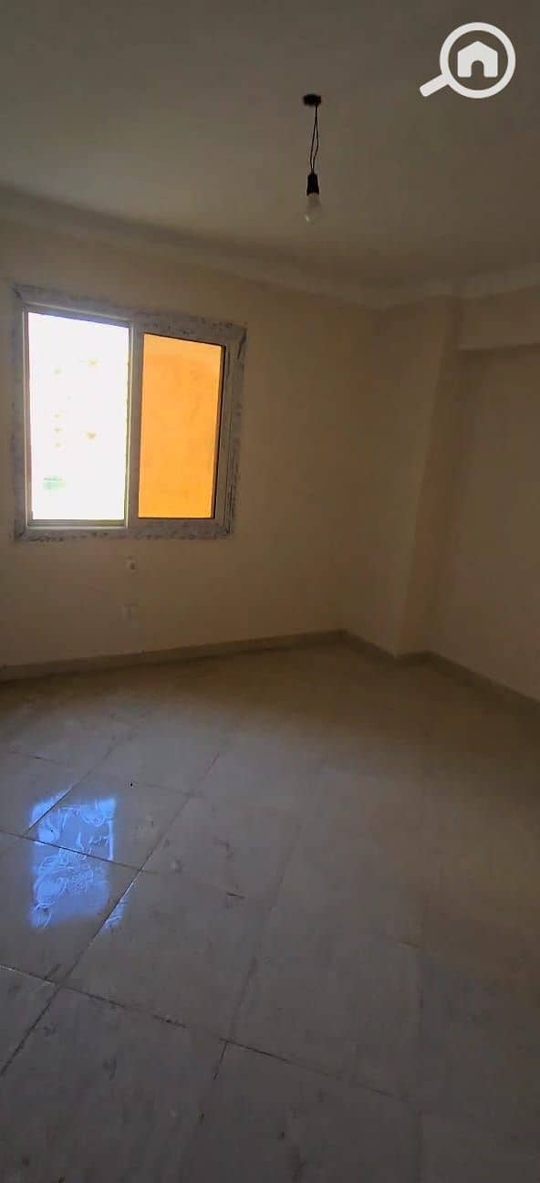 16 c57c755b-8229-4d19-95fd-2db3c7037ec7. jpg